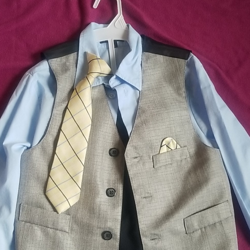 Boy's suit